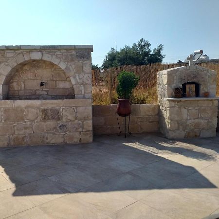 Villa Yioukkas Paphos Exteriör bild