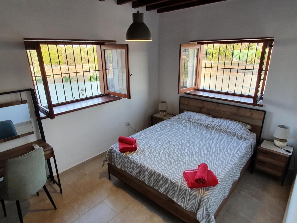 Villa Yioukkas Paphos Exteriör bild