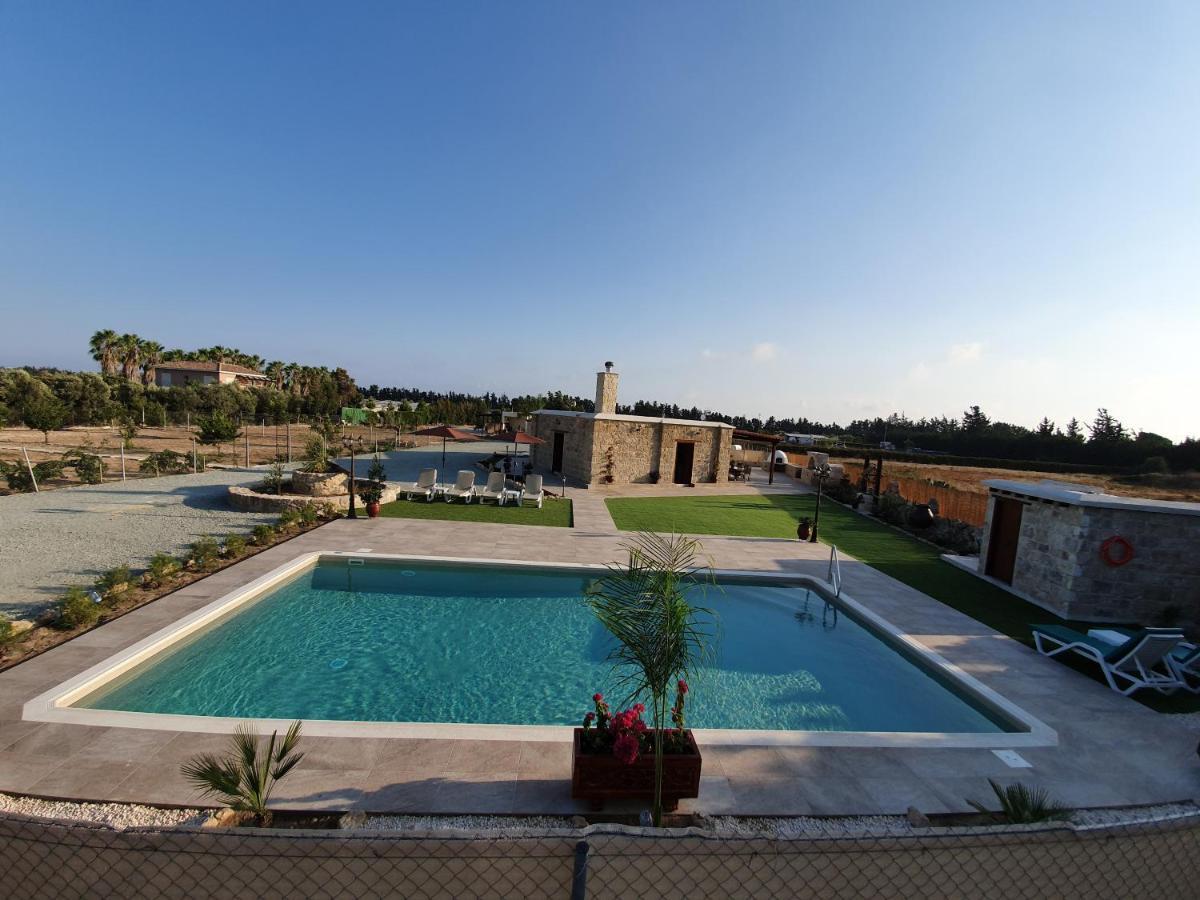 Villa Yioukkas Paphos Exteriör bild