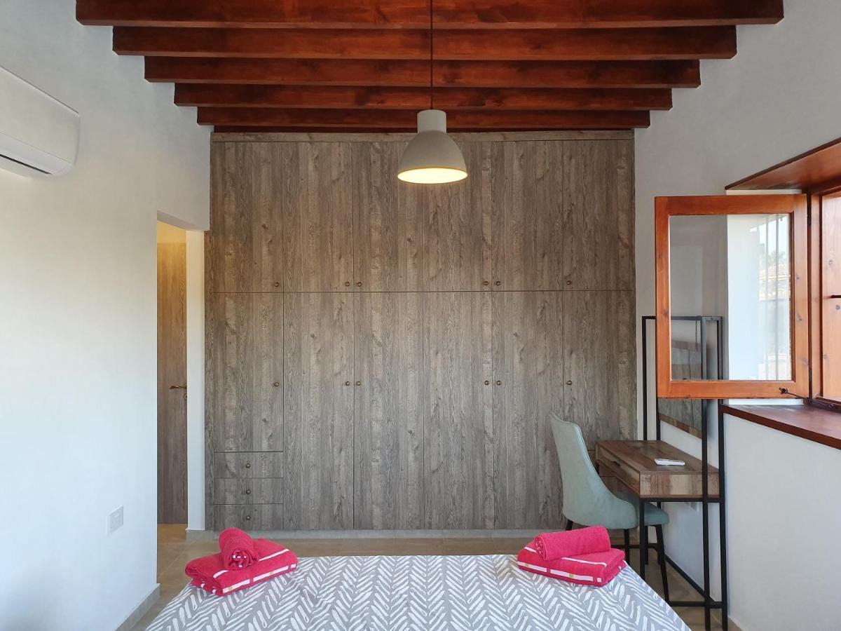 Villa Yioukkas Paphos Exteriör bild
