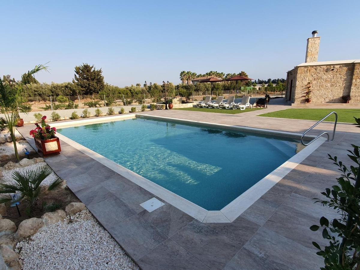 Villa Yioukkas Paphos Exteriör bild